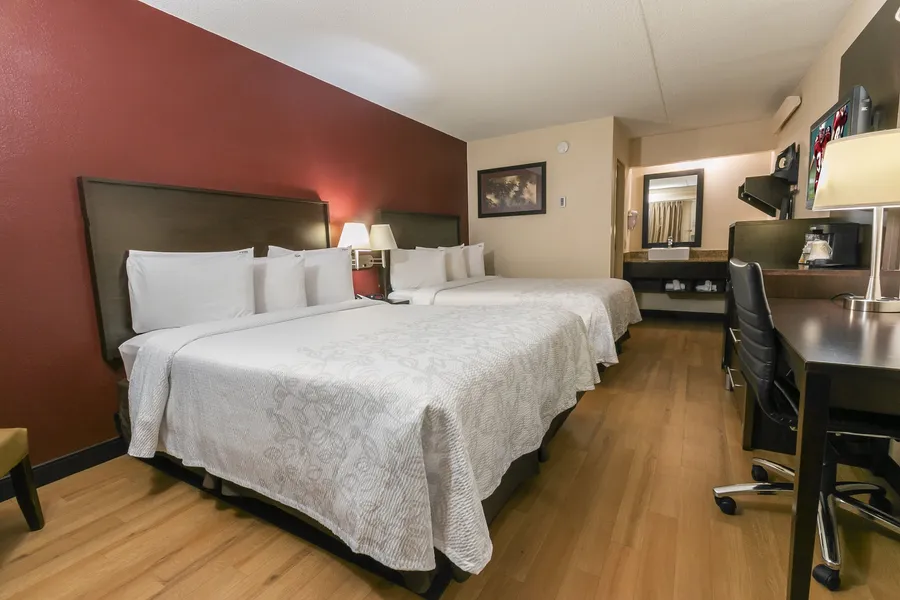 Red Roof Inn PLUS+ Pittsburgh South - Airport hotel detail image 6