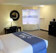 Days Inn by Wyndham Easley/Greenville/Clemson Area hotel detail image 3