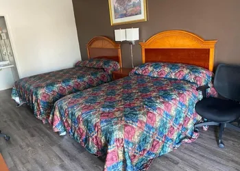 Country Club Inn & Suites hotel thumbnail 4