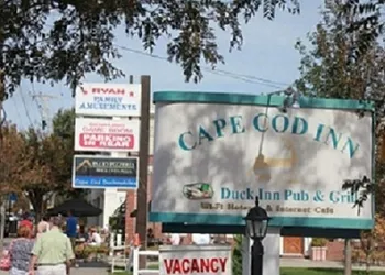 Cape Cod Inn hotel thumbnail 2