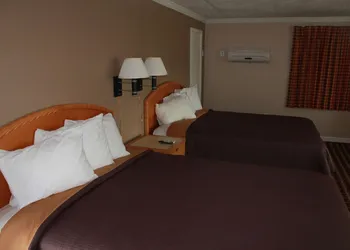 Cape Cod Inn hotel thumbnail 4