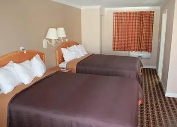 Cape Cod Inn hotel thumbnail 5