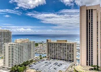 Marina Tower Waikiki hotel thumbnail 8