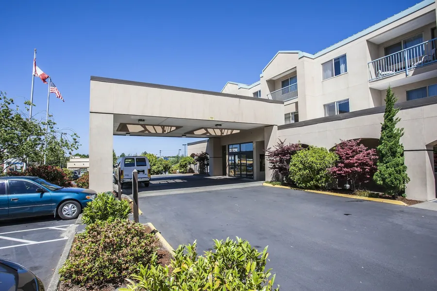 Quality Inn Grand Suites Bellingham hotel detail image 2