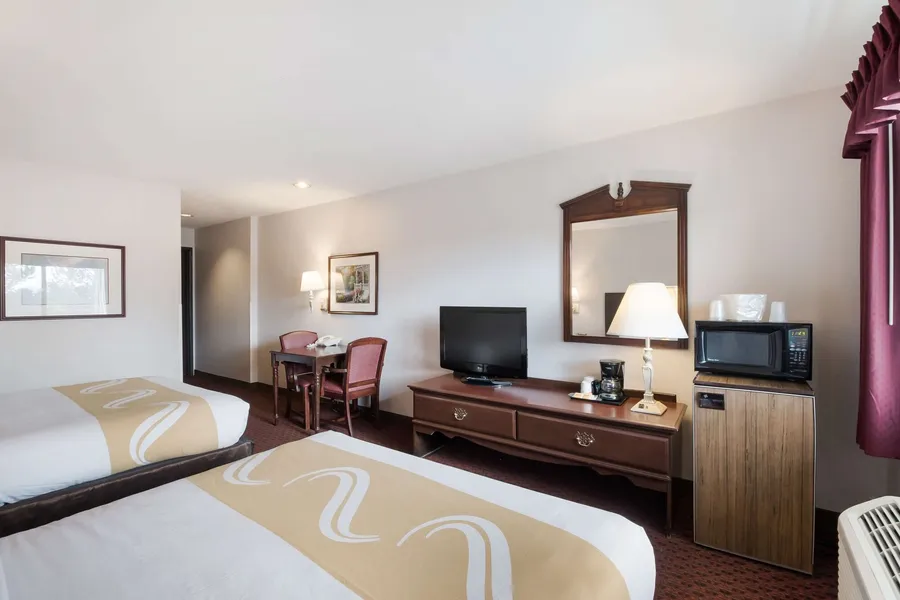 Quality Inn Grand Suites Bellingham hotel detail image 6