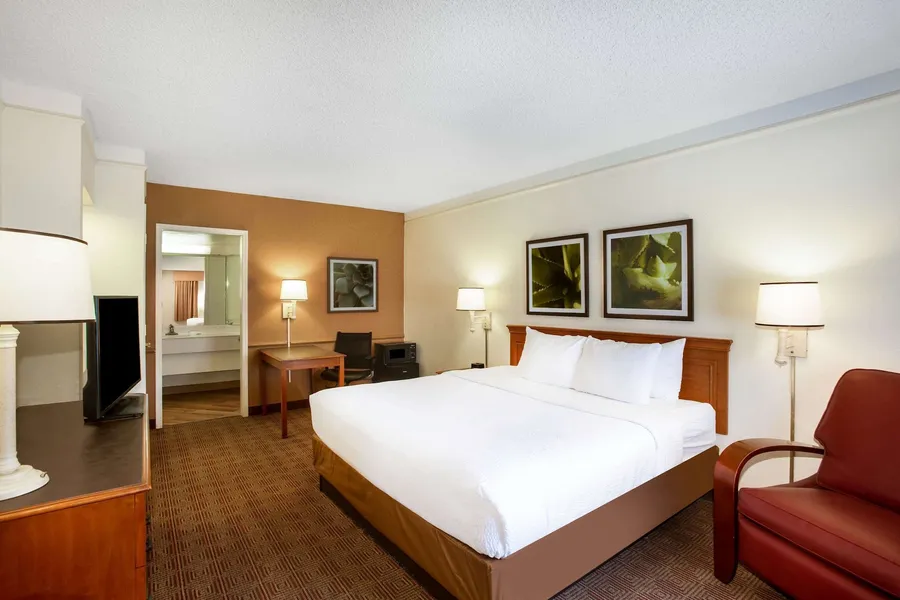 La Quinta Inn by Wyndham Austin Capitol / Downtown hotel detail image 6