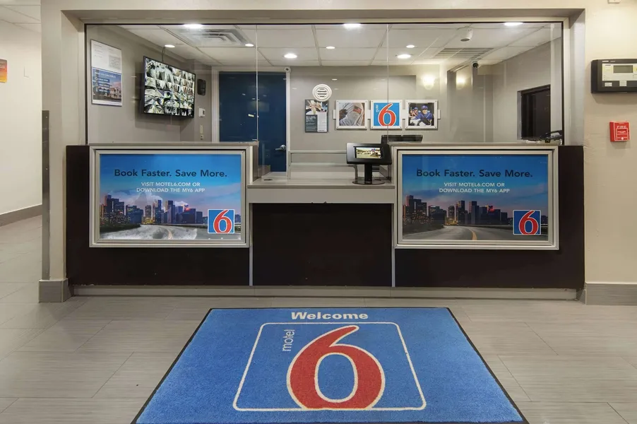 Motel 6 Fort Worth, TX - Downtown East hotel detail image 6