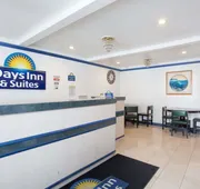 Days Inn by Wyndham Orange Anaheim hotel detail image 3