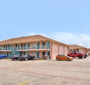 Americas Best Value Inn Clute Lake Jackson hotel detail image 3