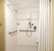 Holiday Inn Greensboro Coliseum by IHG hotel detail image 5
