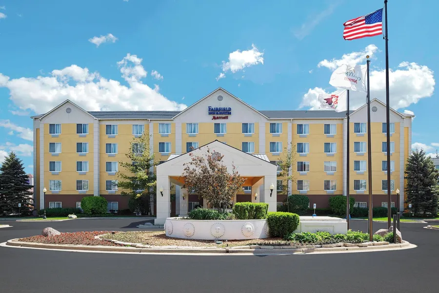 Fairfield Inn and Suites by Marriott Chicago Midway Airport hotel detail image 2