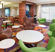 Fairfield Inn and Suites by Marriott Chicago Midway Airport hotel detail image 3