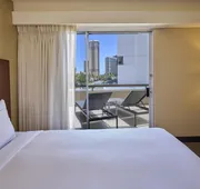 DoubleTree by Hilton Hotel Alana - Waikiki Beach hotel detail image 7