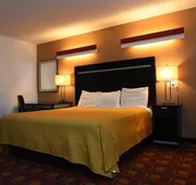 Capital Inn & Suites hotel detail image 3