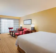 Courtyard by Marriott Chicago Midway Airport hotel detail image 5