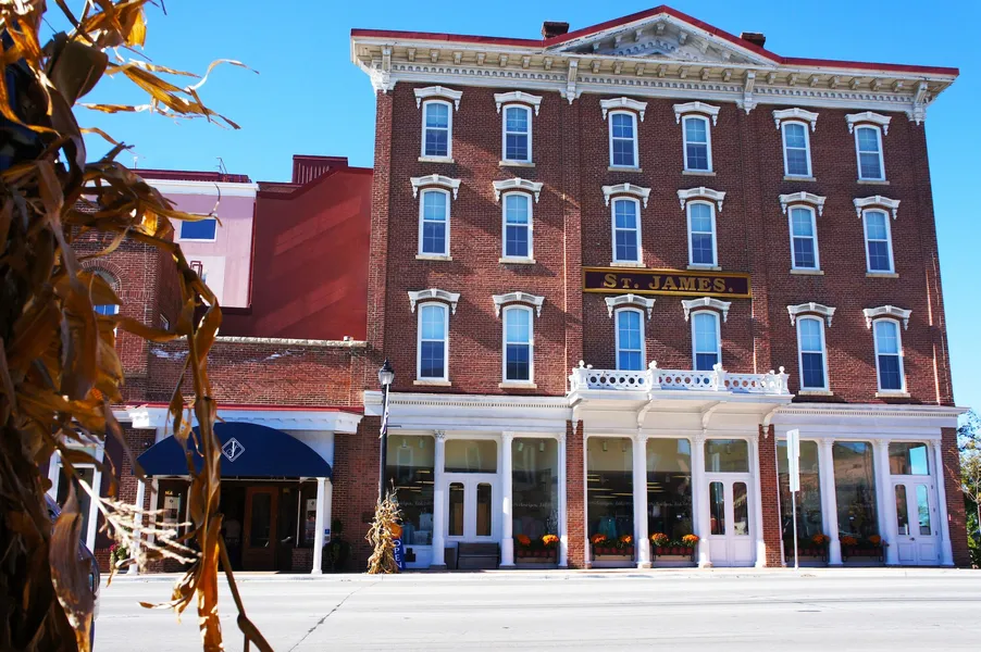St James Hotel, a Historic Hotel of America hotel detail image 2