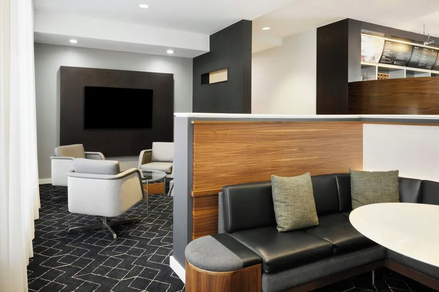 Courtyard by Marriott Atlanta Duluth/Gwinnett Place hotel detail image 2