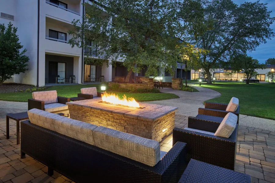 Courtyard by Marriott Chicago Lincolnshire hotel detail image 2