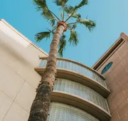 Courtyard by Marriott Los Angeles LAX/Century Boulevard hotel detail image 4