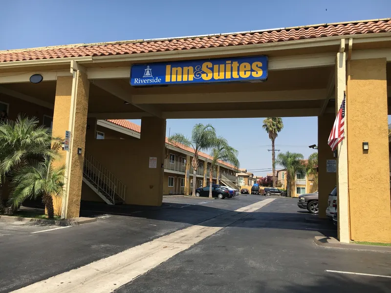 Riverside Inn & Suites hotel detail image 2