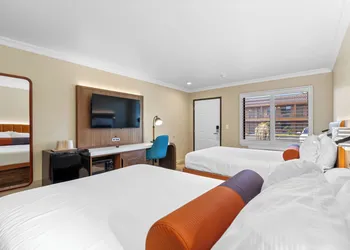 Santa Clarita Motel hotel thumbnail 6