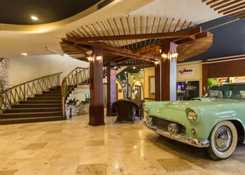 Thunderbird Hotel hotel thumbnail 5