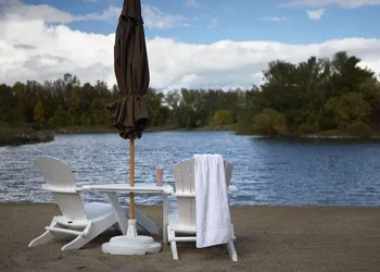 Inn On Woodlake hotel thumbnail 3
