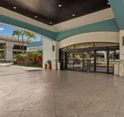 Airport Honolulu Hotel, Trademark Collection by Wyndham hotel detail image 3