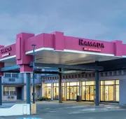 Ramada by Wyndham Thunder Bay Airlane Hotel hotel detail image 5