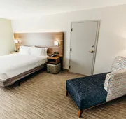 Holiday Inn Express Atlanta NE I-85 Clairmont by IHG hotel detail image 3