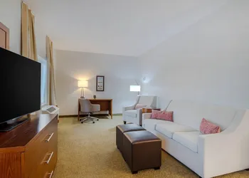 Inn at La Porte hotel thumbnail 7