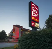 Red Roof Inn PLUS+ St Louis - Forest Park/ Hampton Ave hotel detail image 3