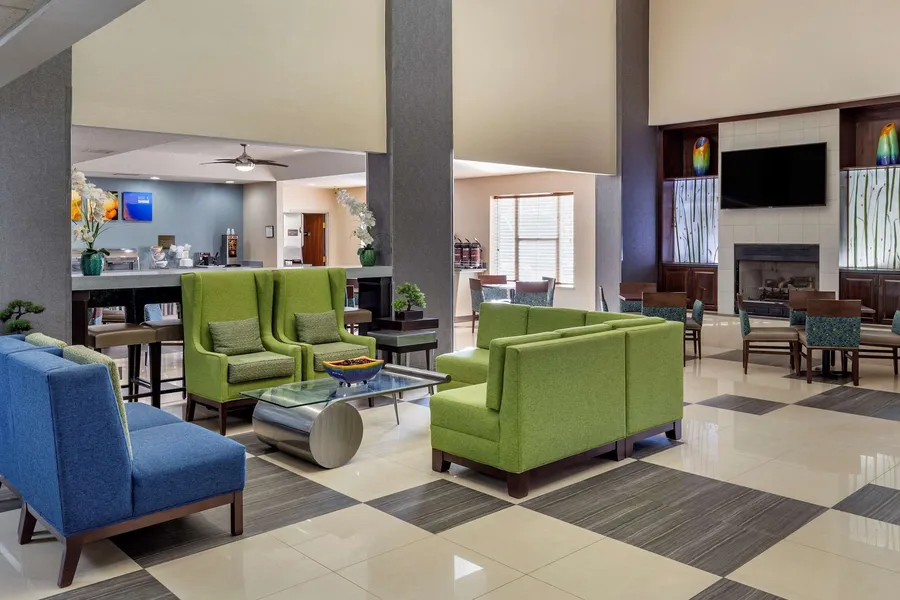 Comfort Suites Pineville - Ballantyne Area hotel detail image 6