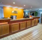Howard Johnson by Wyndham Buena Park hotel detail image 5