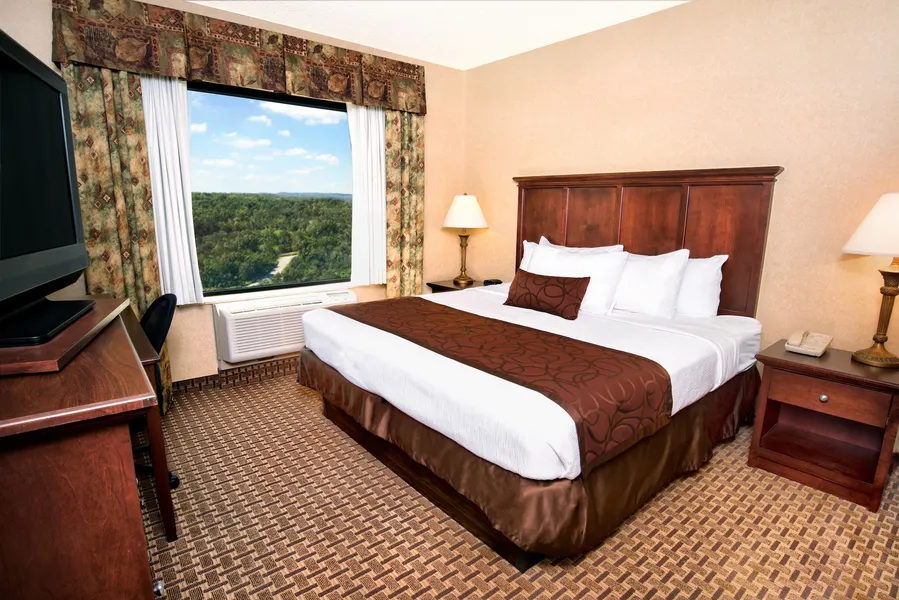 Grand Plaza Hotel & Conference Center hotel detail image 6