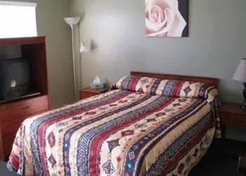 Beach Grove Motel hotel thumbnail 4