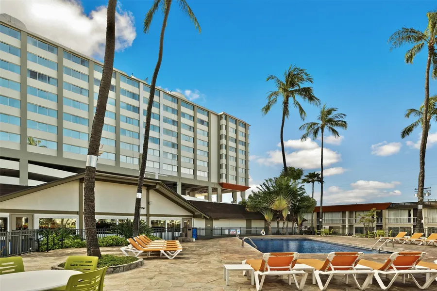 Best Western The Plaza Hotel Honolulu Airport - Free Breakfast hotel detail image 2