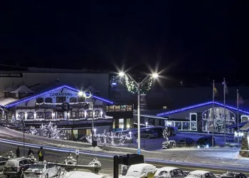 Golden Arrow Lakeside Resort hotel thumbnail 2