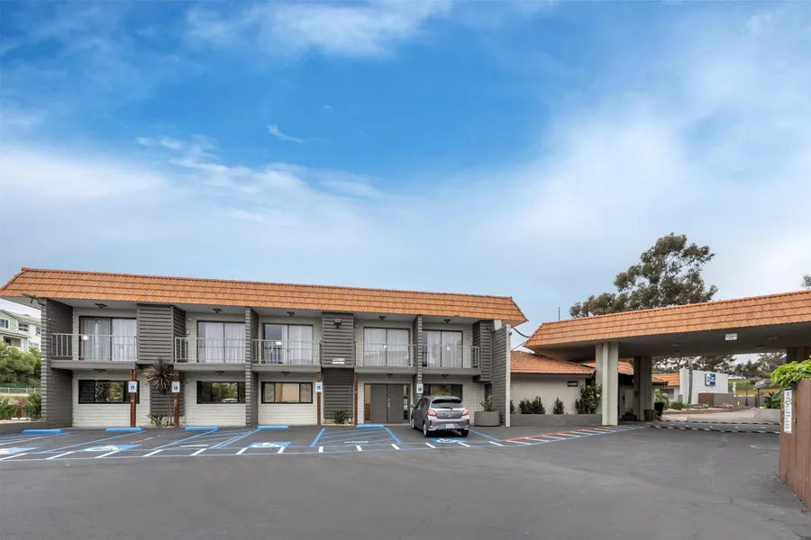 Best Western Oceanside Inn hotel detail image 2