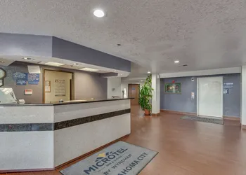 Microtel Inn & Suites By Wyndham Oklahoma City Airport hotel thumbnail 4