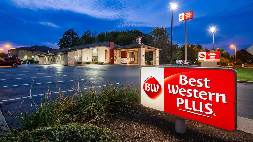 Best Western Plus North Canton Inn & Suites hotel detail image 2