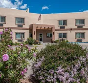 Econo Lodge Inn & Suites Santa Fe South hotel detail image 5