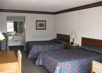 Walking Horse Lodge Lewisburg hotel thumbnail 3