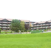 Lakeside Lodge And Suites hotel detail image 4