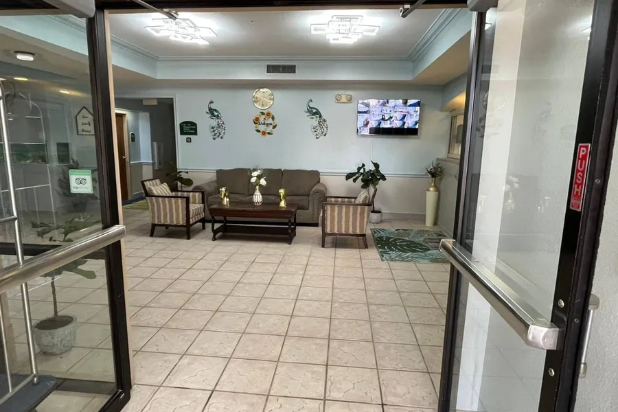 Coratel Inn and Suites by Jasper Wesley Hospital hotel detail image 2