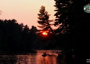 Edgewater Inn & Cottages hotel thumbnail 6