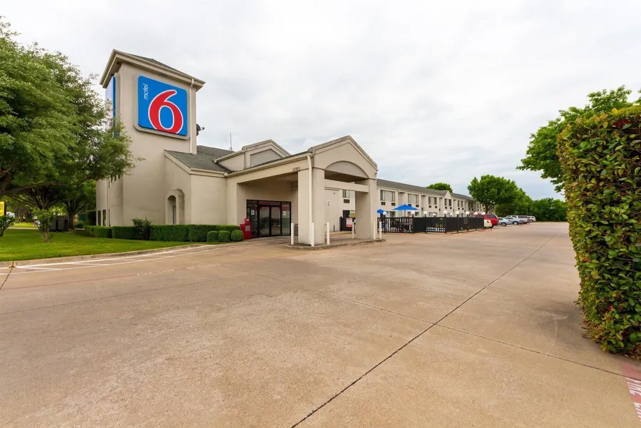 Motel 6 Dallas, TX - Northeast hotel detail image 2
