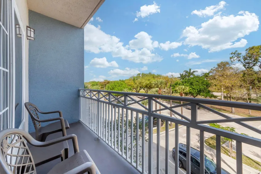 Best Western Naples Plaza Hotel hotel detail image 6
