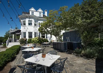 Kennebunkport Inn hotel thumbnail 3