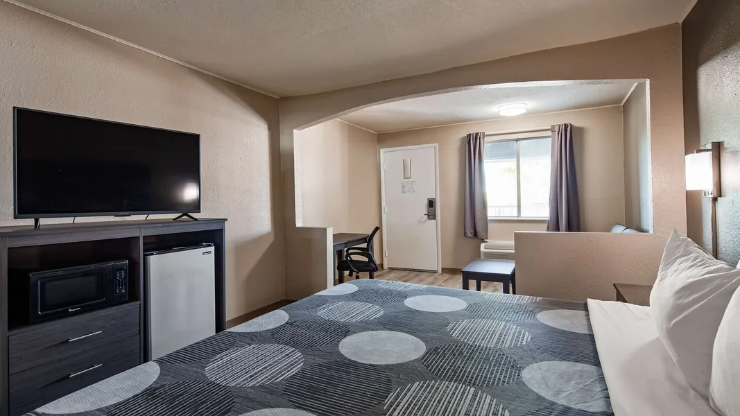 SureStay Hotel by Best Western Olathe hotel detail image 6